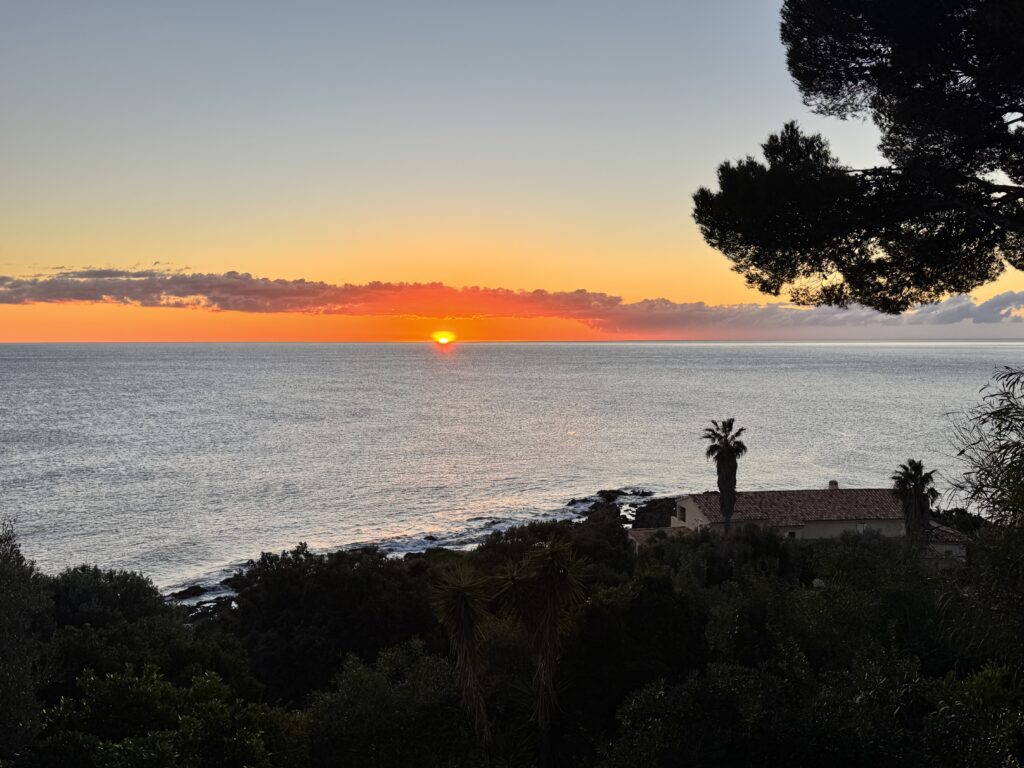 Vue sur la baie de tarco du balcon