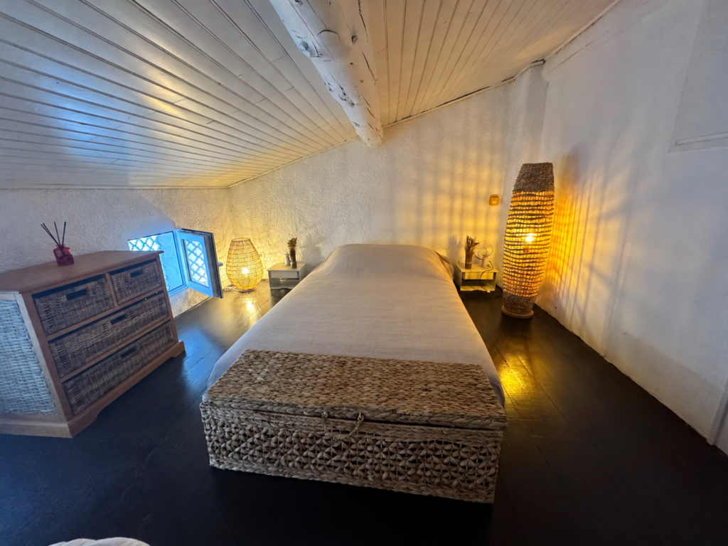 Chambre mezzanine avec deux couchages climatisée